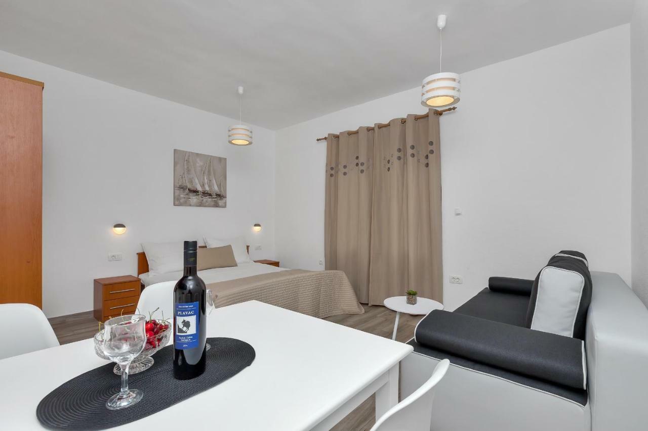 פודגורה Apartment Kate מראה חיצוני תמונה