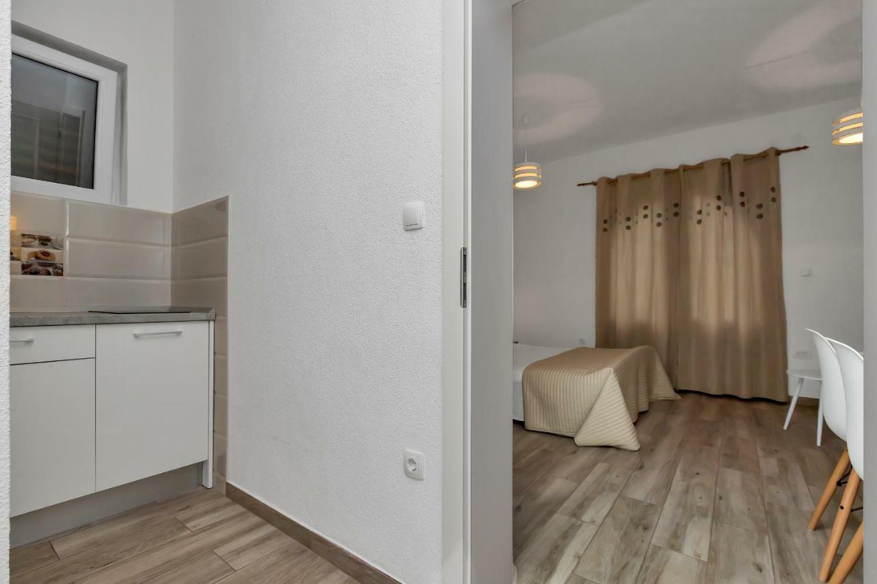 פודגורה Apartment Kate מראה חיצוני תמונה
